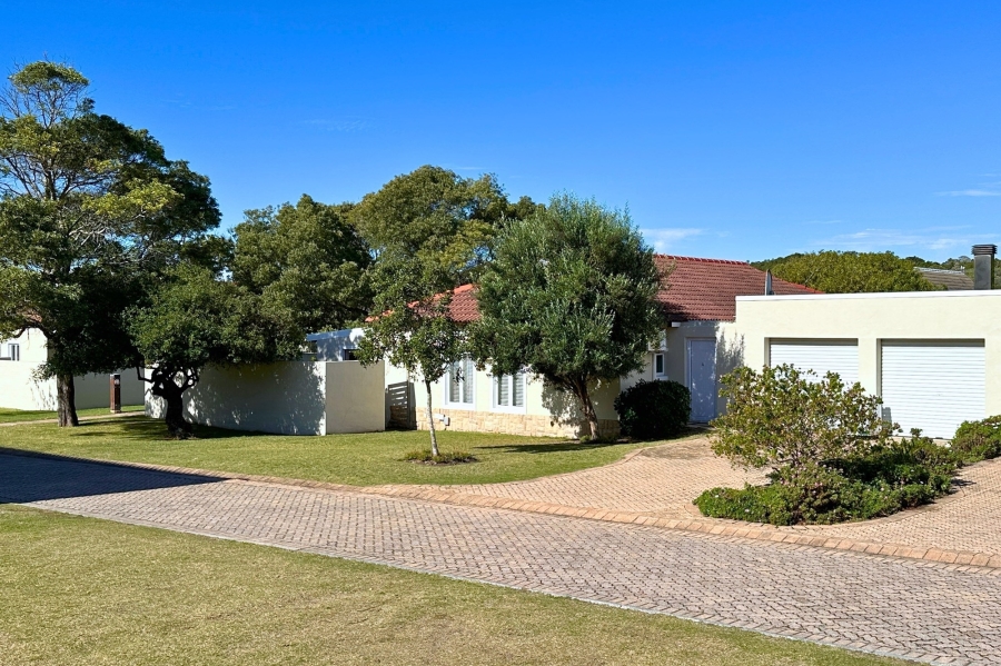 1 Bedroom Property for Sale in Keurbooms Western Cape